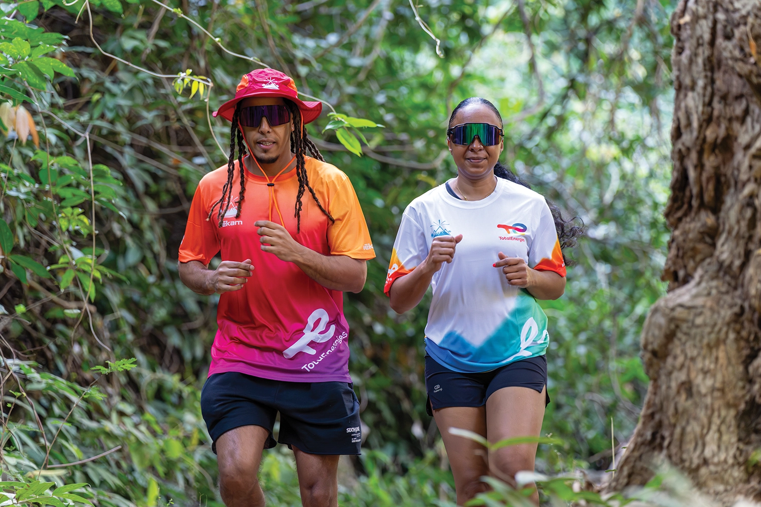 Séance photo d'entreprise réalisée par Aurélie Rivière, photographe professionnelle à l'Ile de la Réunion